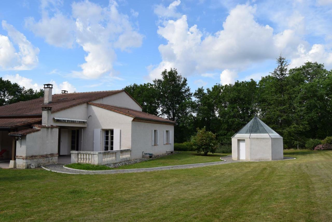 Bed and Breakfast Le Cheminard Feugarolles Exterior foto